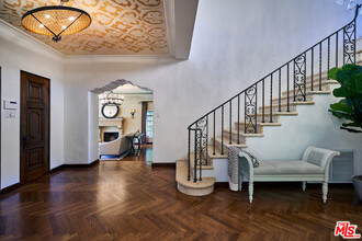 519 Alta Dr in Beverly Hills, CA - Building Photo - Building Photo