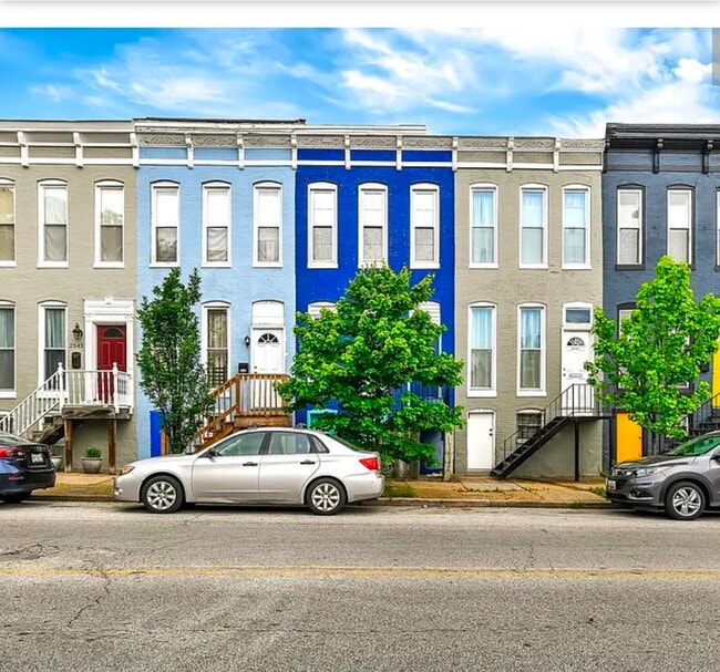 property at 2539 N Howard St