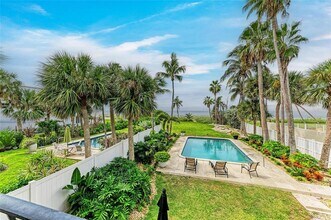 4473 Gulf of Mexico Dr in Longboat Key, FL - Building Photo - Building Photo