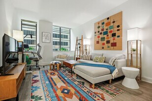 444 Washington Blvd, Unit SI FL4-ID1461469P in Jersey City, NJ - Building Photo