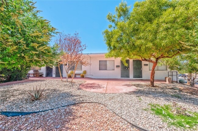 property at 342 S Water St