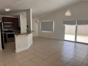 8871 SW 24th Pl in Miramar, FL - Building Photo - Building Photo