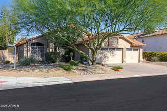 5616 E Gelding Dr in Scottsdale, AZ - Building Photo - Building Photo