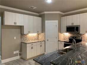 1020 Mellow Breeze in New Braunfels, TX - Building Photo - Building Photo