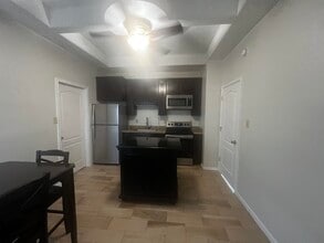 3612 Santa Cleotilde Ave in Laredo, TX - Building Photo - Building Photo