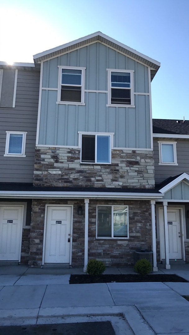 property at 252 N 680 E
