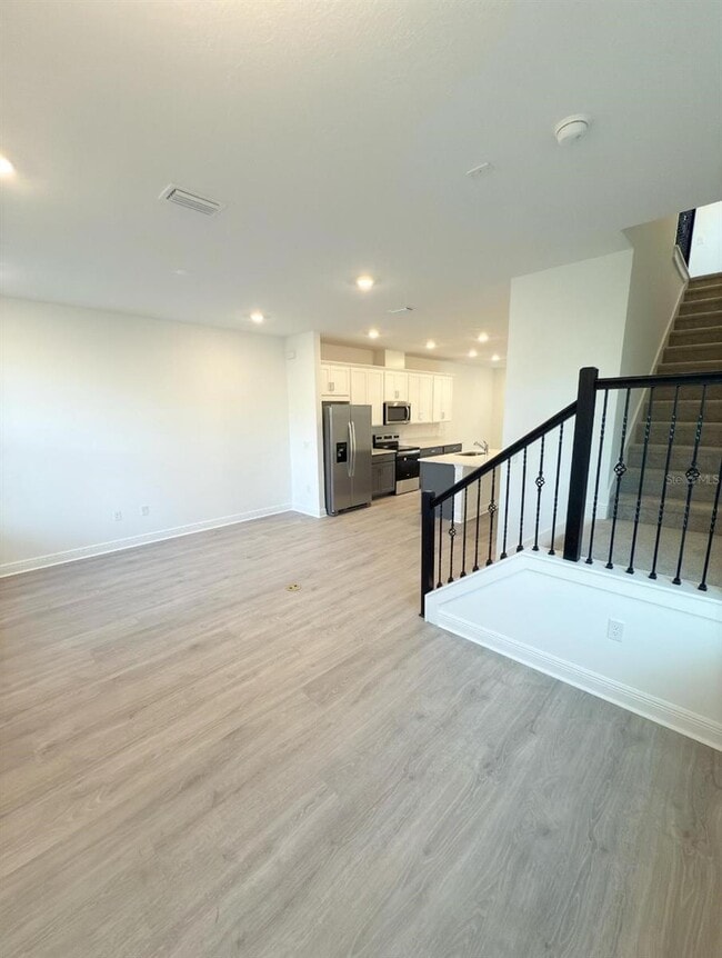 13193 Calming Breeze Wy