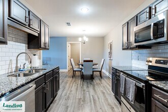 305 Laredo Dr, Unit 2-306 in Cocoa, FL - Building Photo - Building Photo