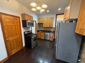 1224 N Cleaver St in Chicago, IL - Foto de edificio - Building Photo