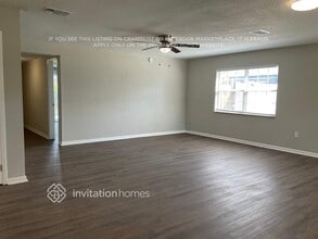 5603 Santa Monica Dr in Tampa, FL - Building Photo - Building Photo