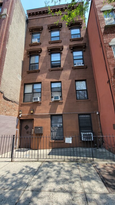 345 Franklin Avenue in Brooklyn, NY - Building Photo