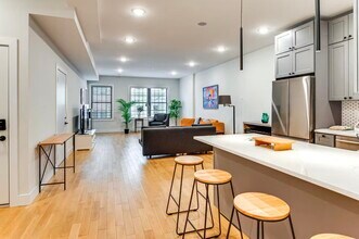 131 Hopkins Ave in Jersey City, NJ - Building Photo - Building Photo