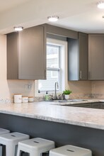 1004 W Kamps Ave in Appleton, WI - Foto de edificio - Building Photo