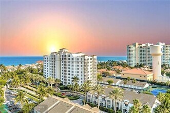 3606 S Ocean Blvd in Highland Beach, FL - Foto de edificio - Building Photo