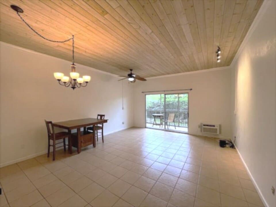 355 Kalanianaole St in Hilo, HI - Building Photo