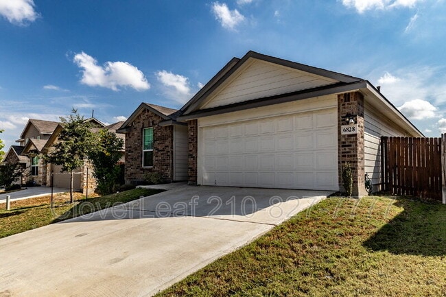 property at 6828 Kingsley Edge