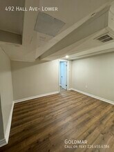 ALL INCLUSIVE Lower Unit in Windsor, ON - Building Photo - Building Photo