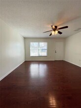 7911 Aden Loop in New Port Richey, FL - Building Photo - Building Photo