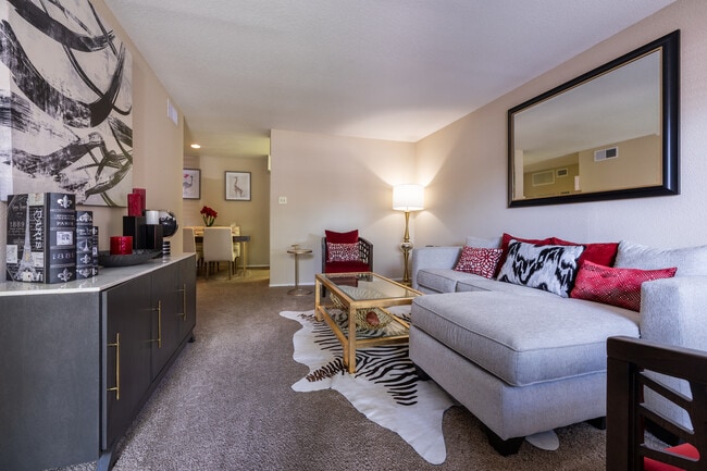 Pines of Woodforest in Houston, TX - Building Photo - Interior Photo