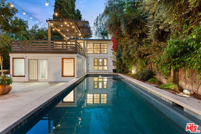 property at 1530 Elevado St