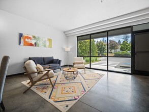 3003 E 30th Ave in Spokane, WA - Foto de edificio - Building Photo