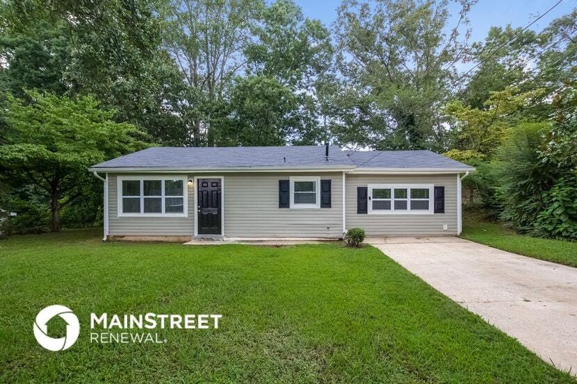 1856 Waldrep Cir SE in Marietta, GA - Building Photo