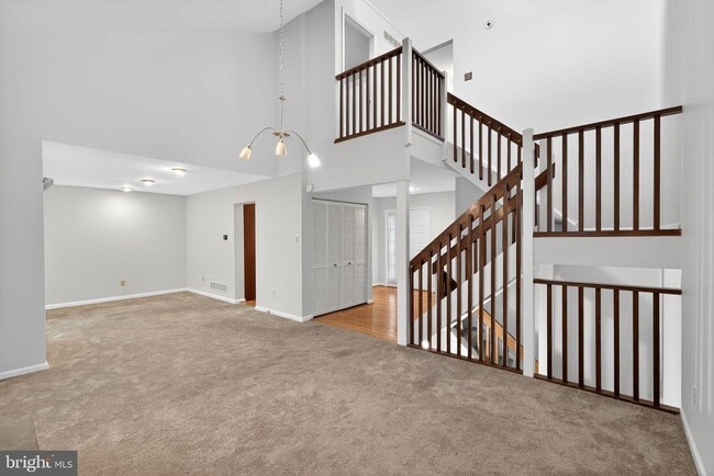 4 Stirling Ct in Chesterbrook, PA - Building Photo - Building Photo