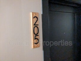 34 1st St NE in Pulaski, VA - Building Photo