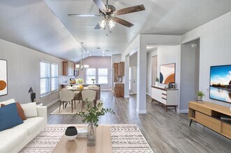 624 Caladium Dr in Yukon, OK - Building Photo - Building Photo