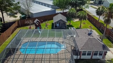 400 Ridge Wood Cir in Destin, FL - Building Photo - Building Photo