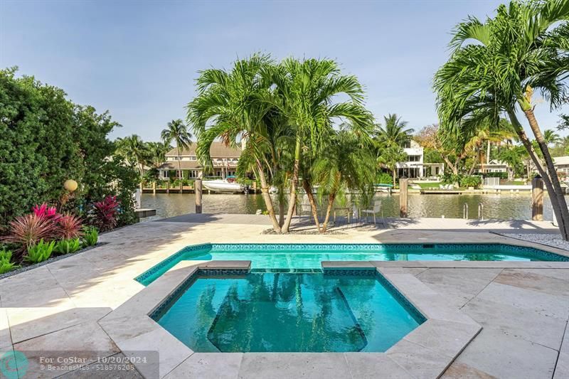 117 S Gordon Rd in Fort Lauderdale, FL - Foto de edificio