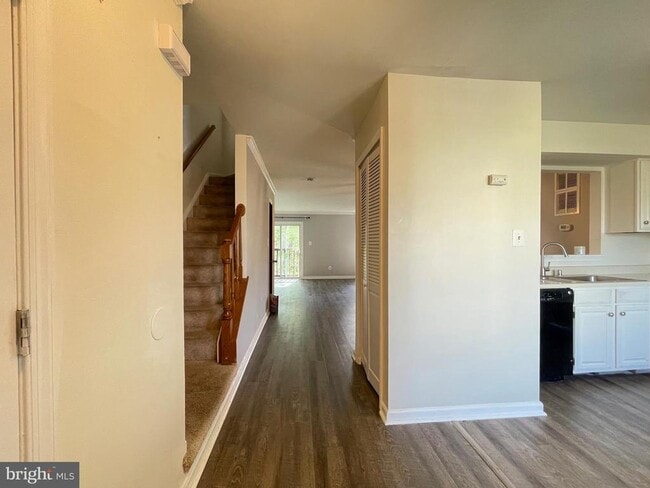 17929 Milroy Dr in Dumfries, VA - Building Photo - Building Photo