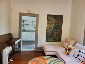 215 Kings Ct in San Antonio, TX - Building Photo - Building Photo