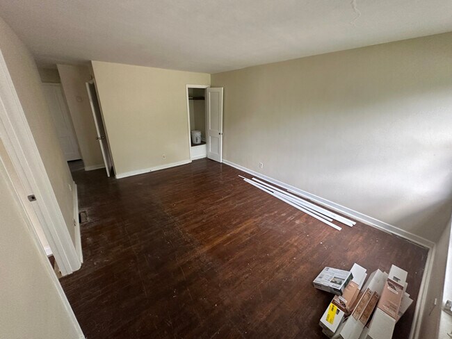 305 S Dade Ave in Ferguson, MO - Building Photo - Building Photo