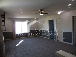 2249 SW Siskin Cir in Port Orchard, WA - Building Photo - Building Photo