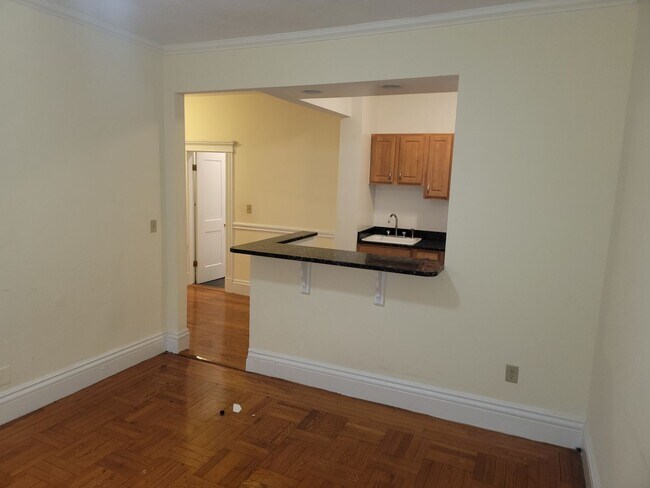 40 Queensberry St in Boston, MA - Building Photo - Building Photo