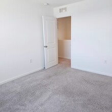 2063 Gold Dust Dr in Minneola, FL - Building Photo - Building Photo