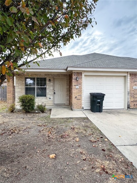 1402 Cinch Dr in Killeen, TX - Building Photo