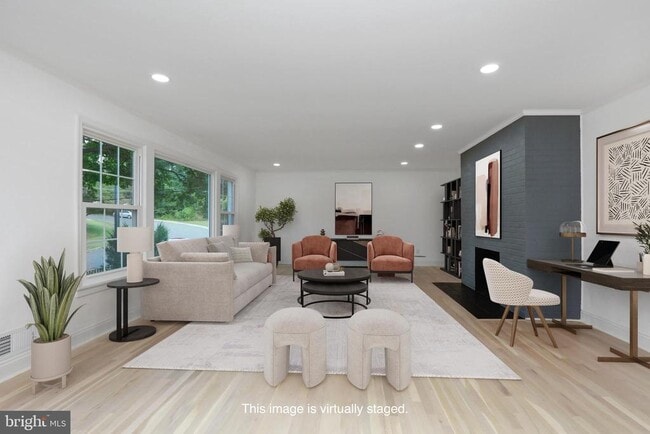 property at 3858 N Tazewell St