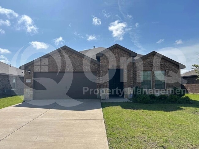 property at 3060 Stratford Wy