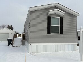 1971 Winter Park Dr in Ankeny, IA - Foto de edificio - Building Photo