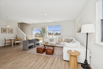 895 Brielle Blvd in Gilberts, IL - Building Photo - Building Photo