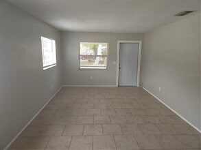 1741 Trotter Rd in Largo, FL - Building Photo - Building Photo