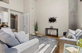 1050 Island Ave in San Diego, CA - Building Photo - Building Photo