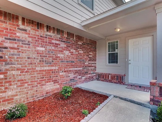 12821 Thomas Jefferson St in Manor, TX - Building Photo - Building Photo