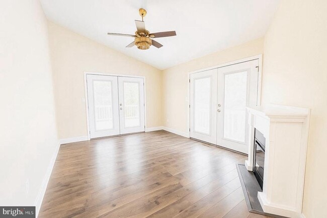 property at 1049 Paleface Ct