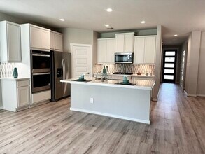 29243 Pikes Peak Dr in Katy, TX - Building Photo - Building Photo