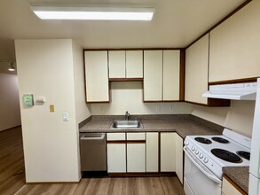 2251 NE Blakeley St in Seattle, WA - Building Photo - Building Photo