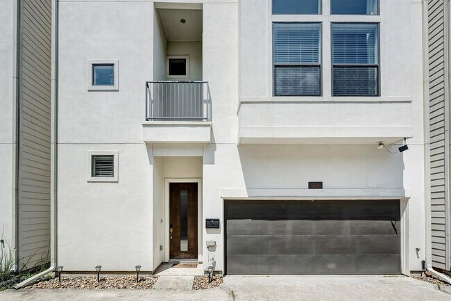 930 W 22nd St in Houston, TX - Building Photo - Building Photo