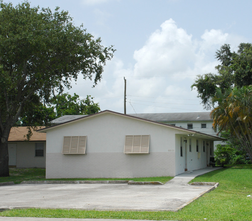 6031 Garfield St in Hollywood, FL - Building Photo